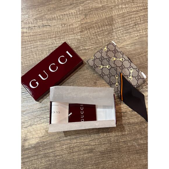 Gucci GG Printed Silk Neck Bow Scarf Beige Brown — Brand New in Box - Picture 4 of 5